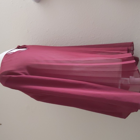 Needs repair size s - Picture 5 of 9